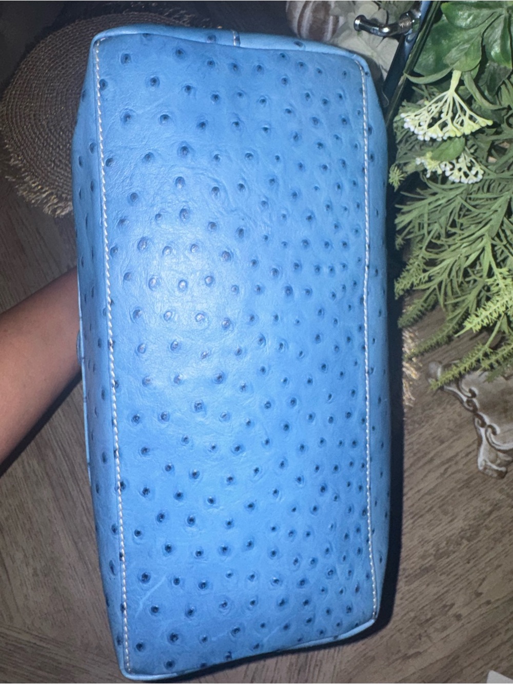 NWOT Dooney & Bourke Blue Ostrich Embossed Shoulder Bag Stunning Blue ORG $498 - Picture 5 of 8